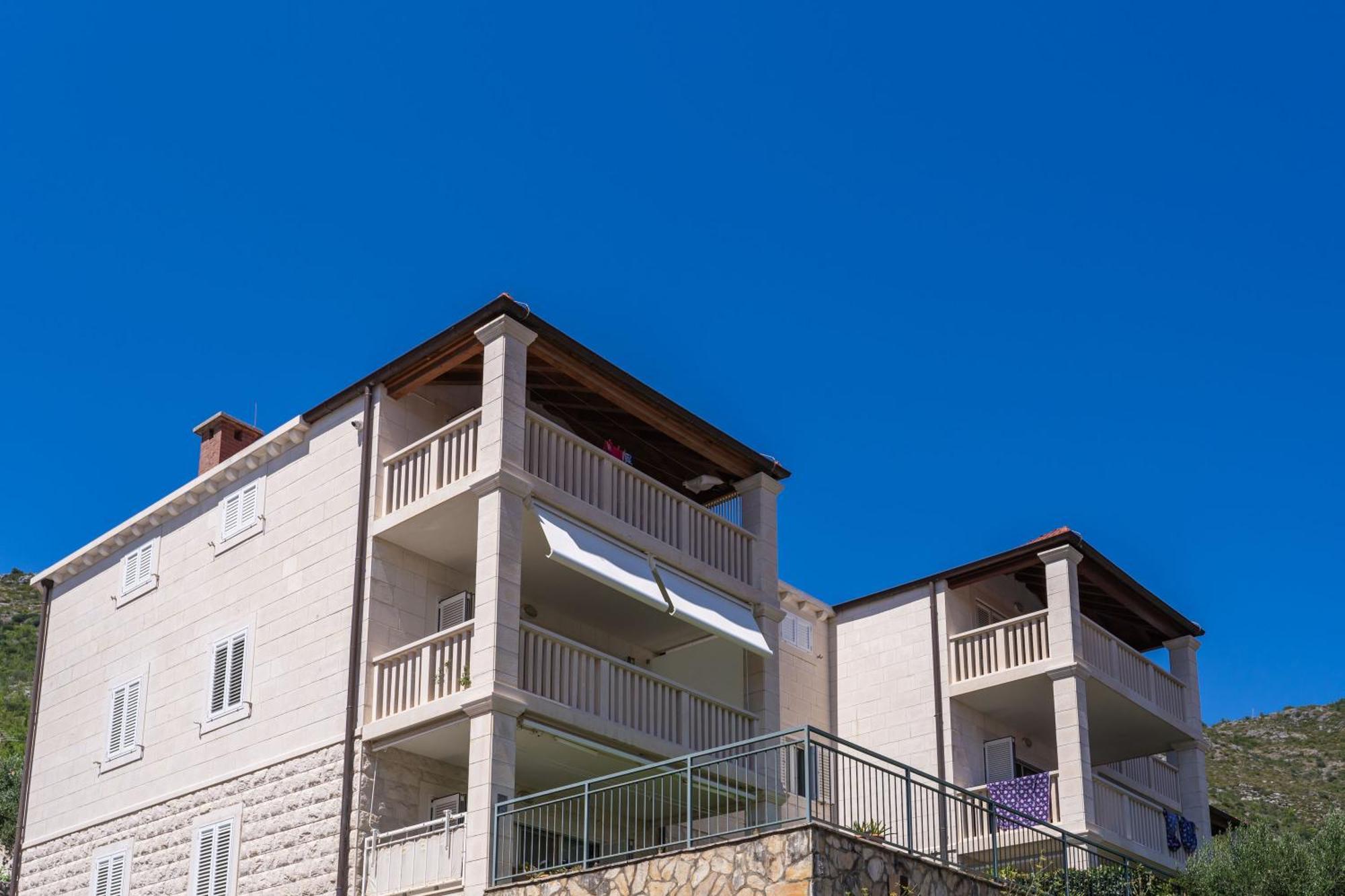זאטון Seaview Elegance Apartment מראה חיצוני תמונה