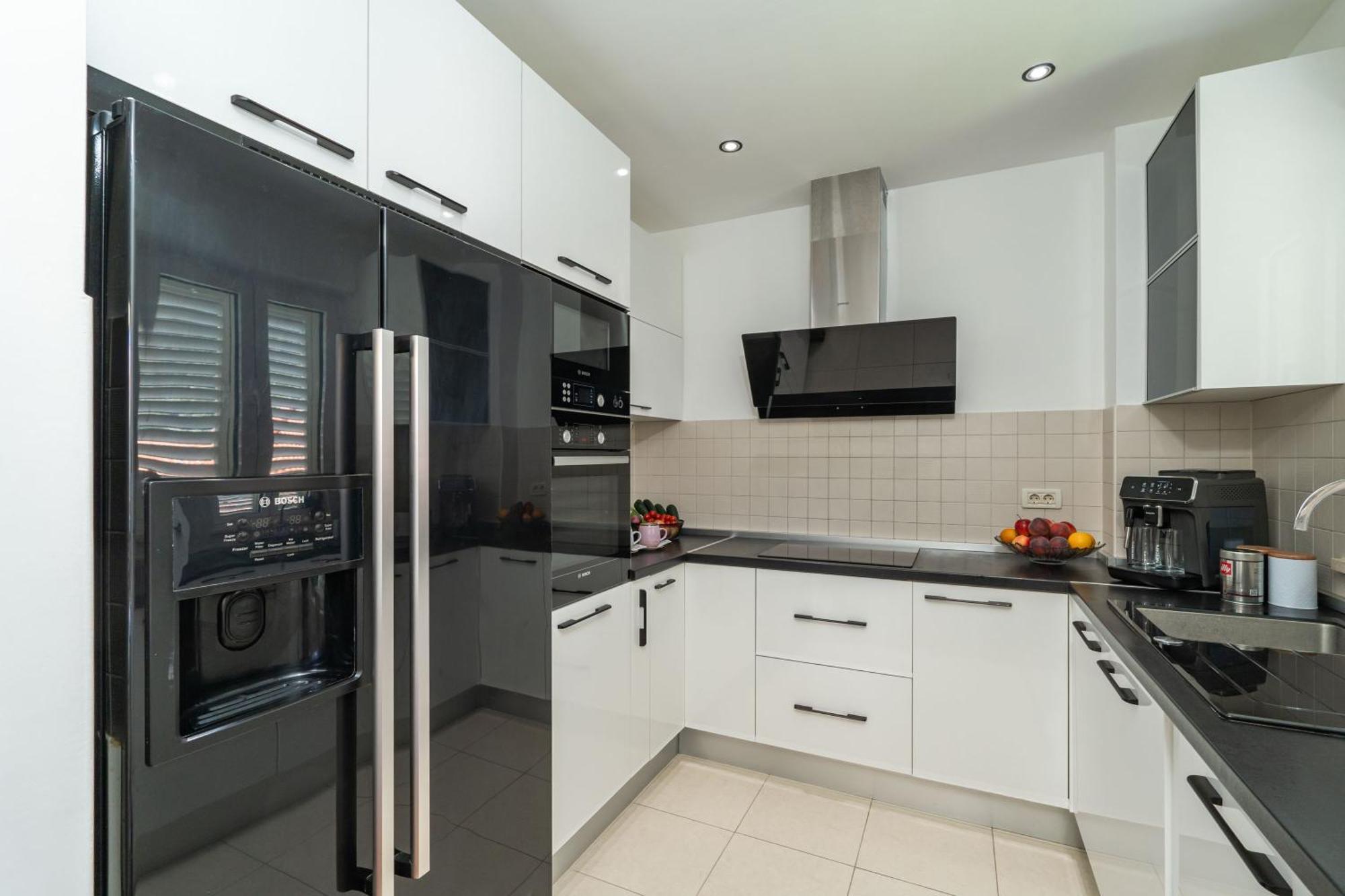 זאטון Seaview Elegance Apartment מראה חיצוני תמונה